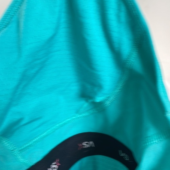 Victoria’s Secret VSX Sport Racerback Tank Top - Picture 6 of 7